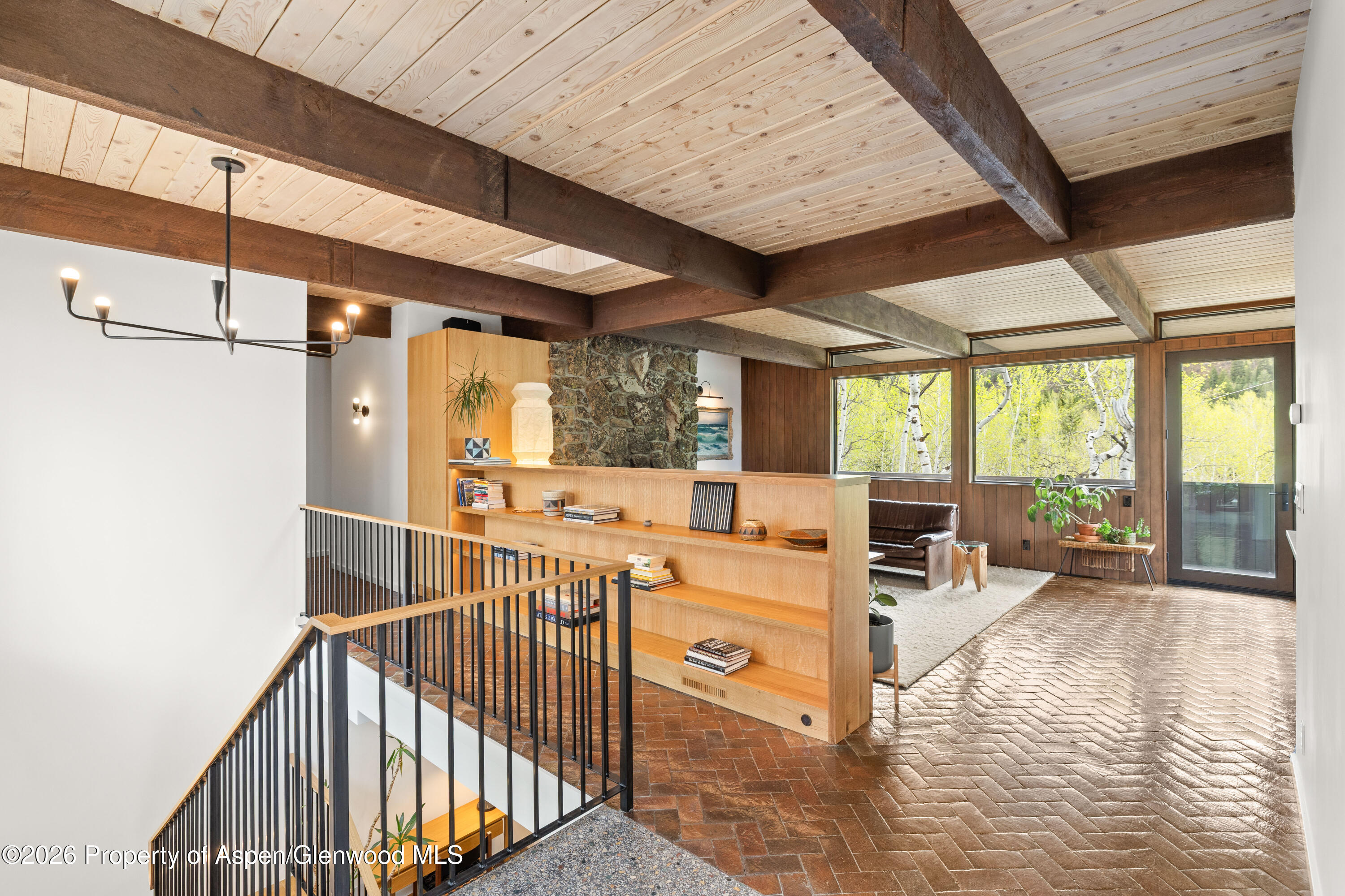 284 Eastwood Drive