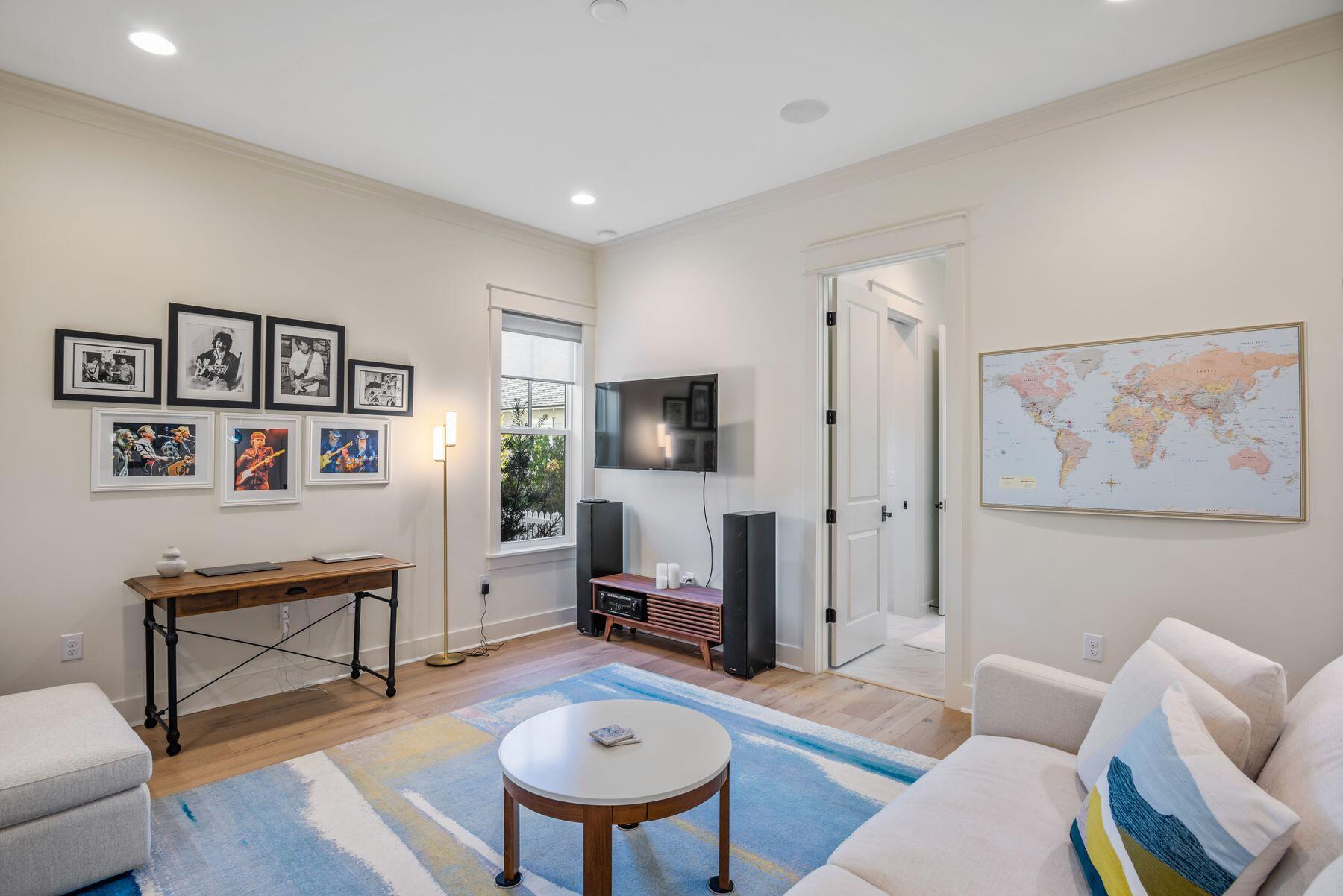 70 Medley Street