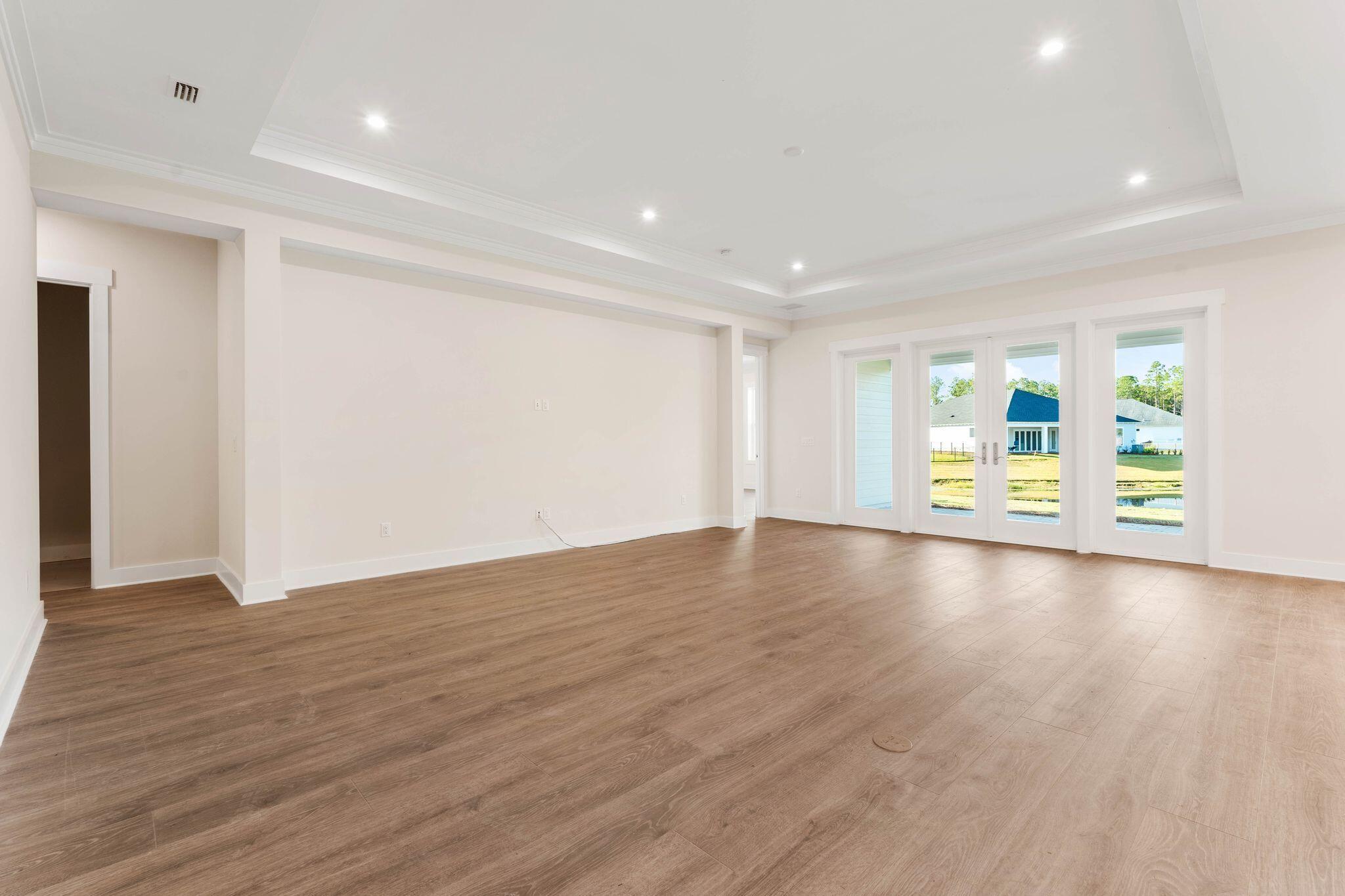 335 W Lafayette Road