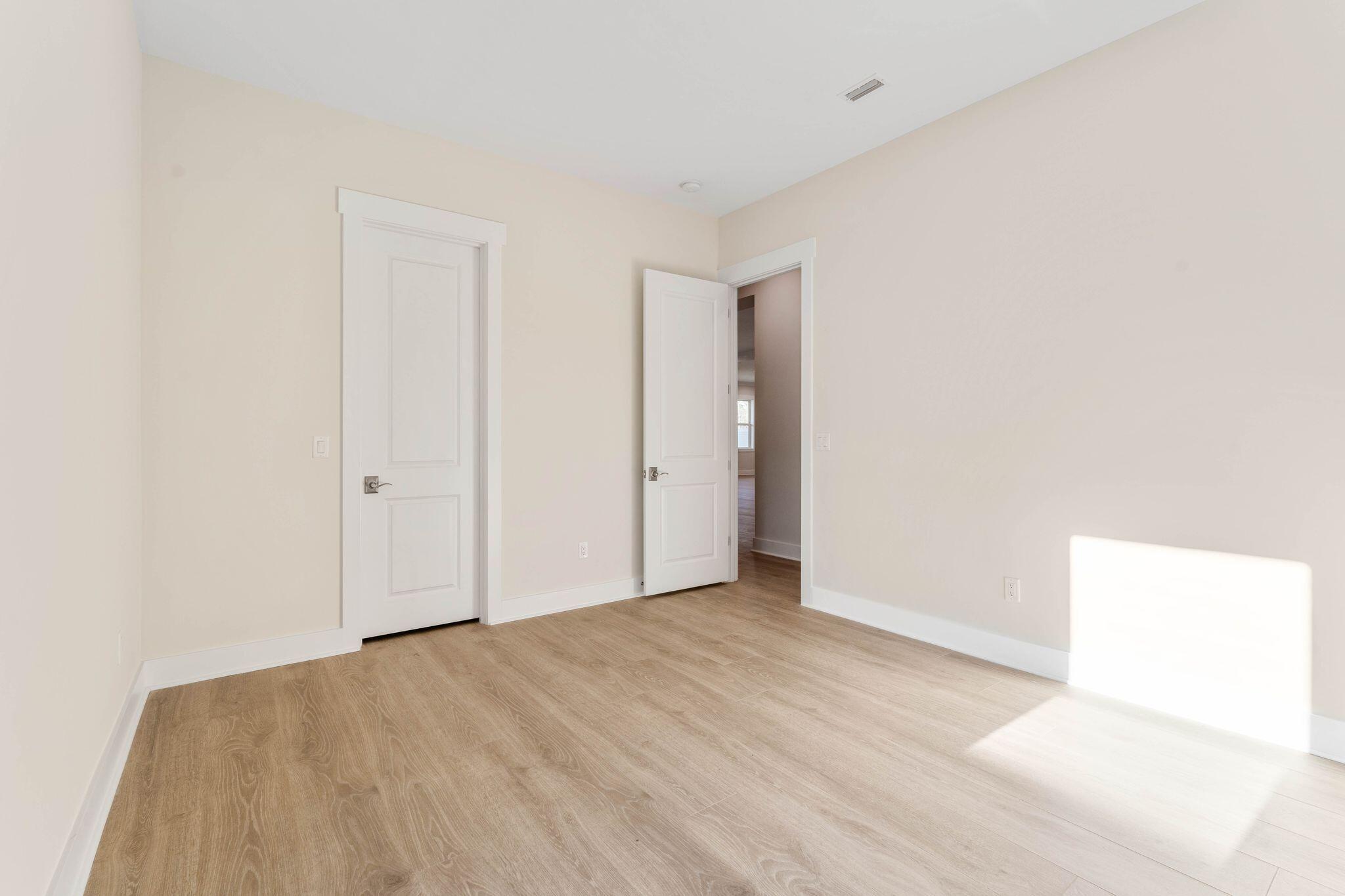 335 W Lafayette Road