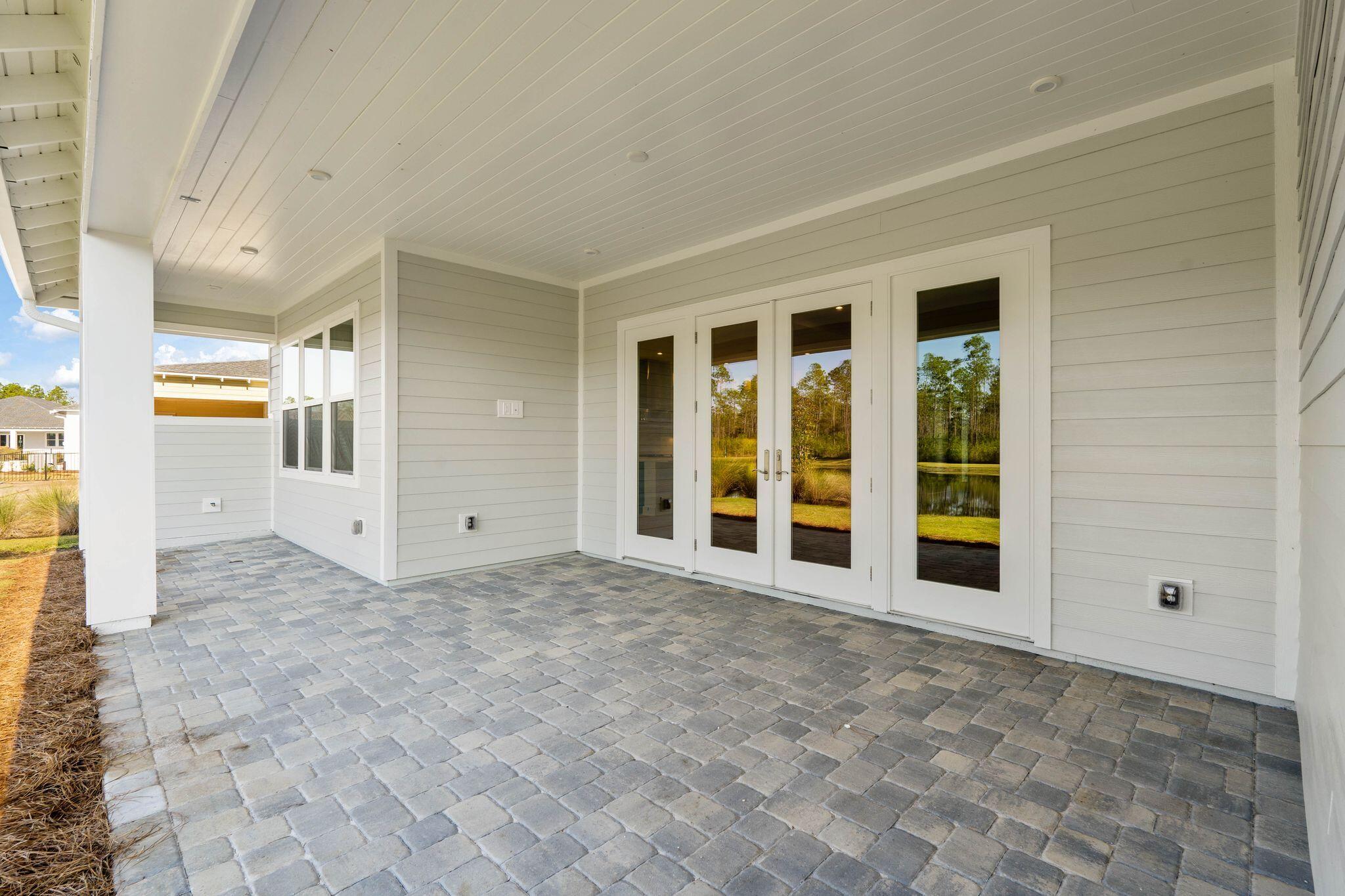 335 W Lafayette Road