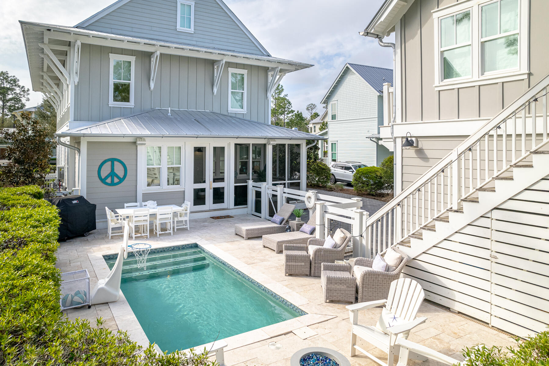 424 E Royal Fern Way