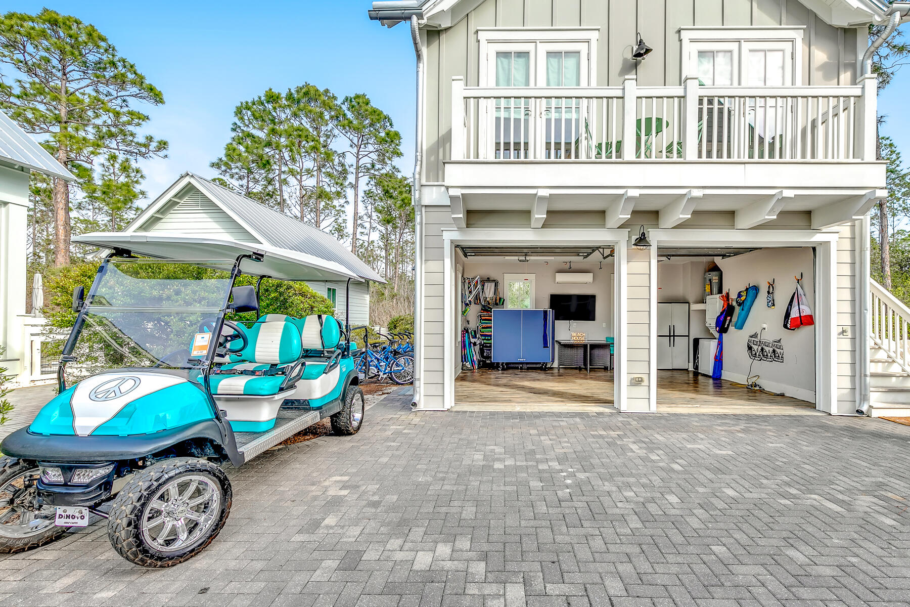 424 E Royal Fern Way