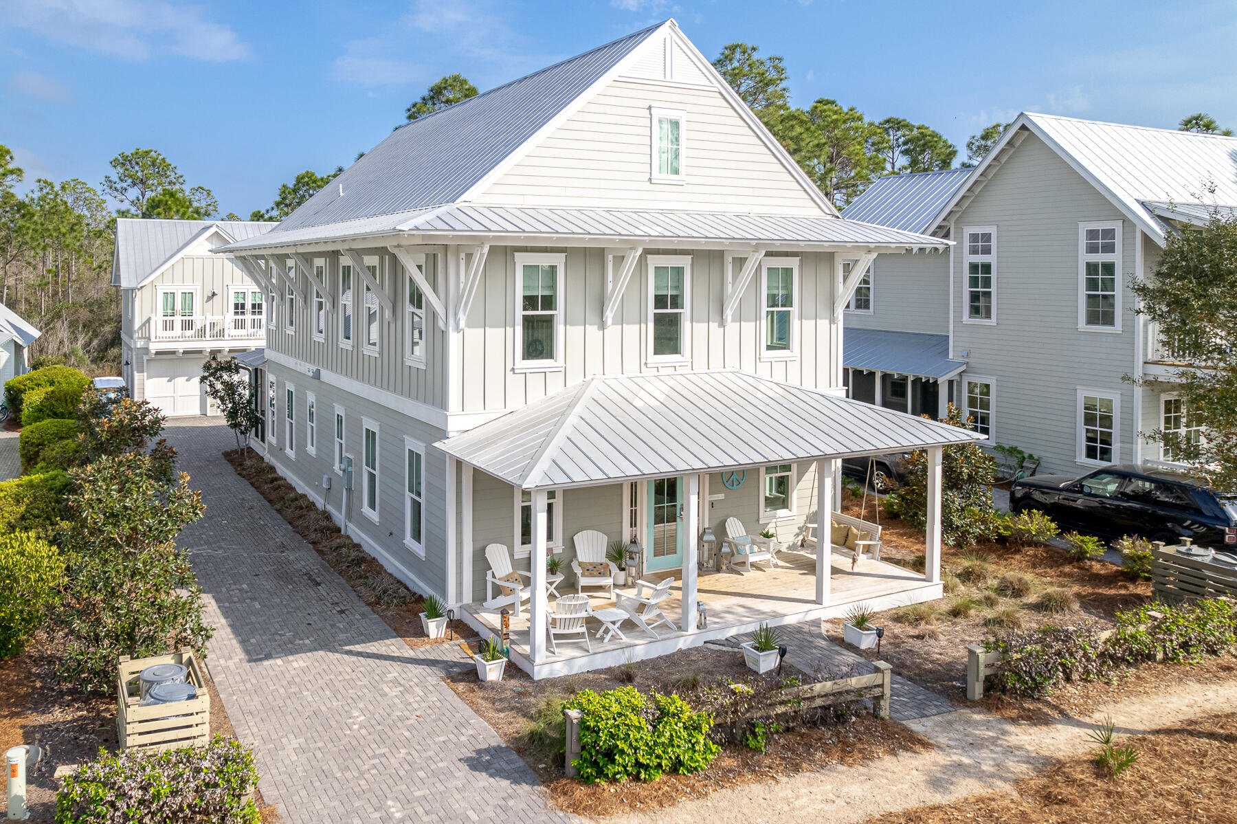 424 E Royal Fern Way