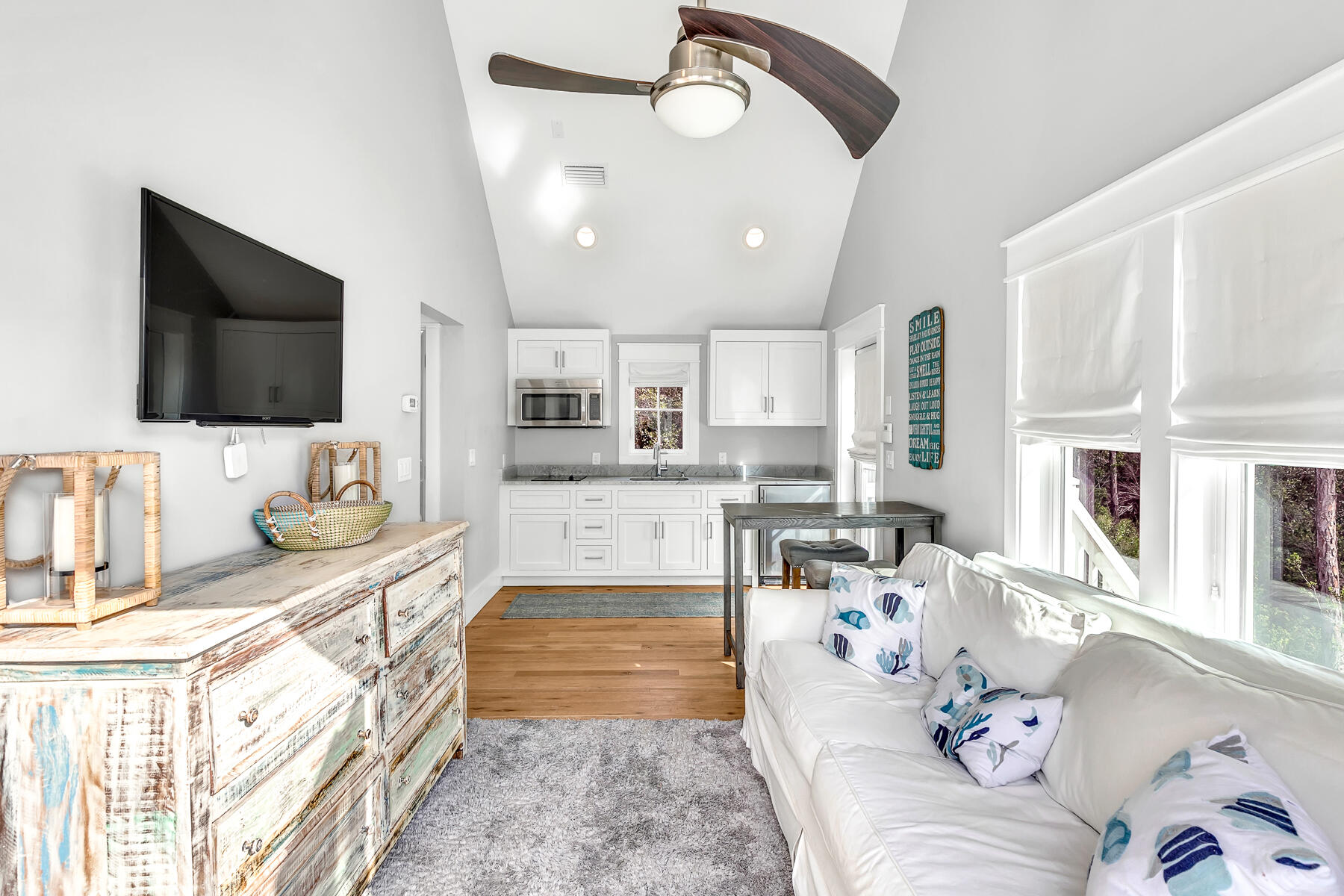 424 E Royal Fern Way
