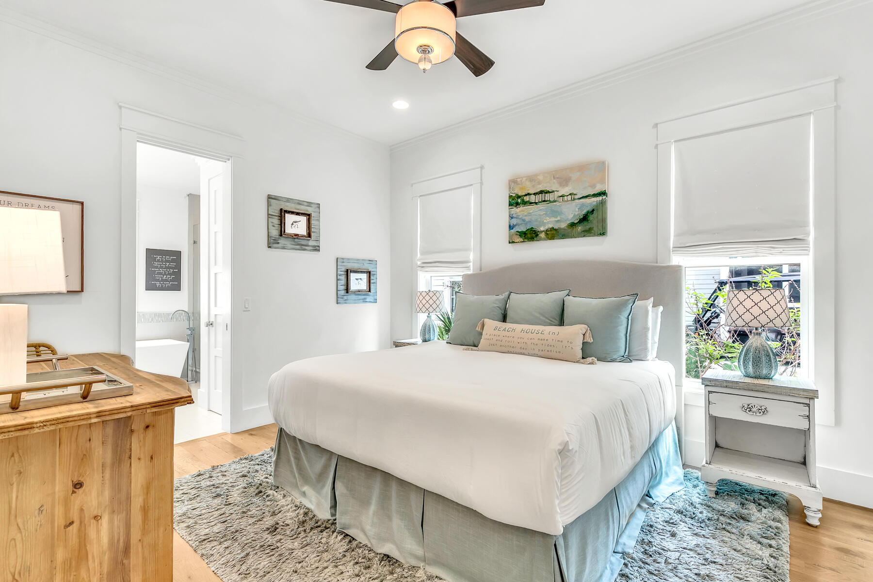 424 E Royal Fern Way