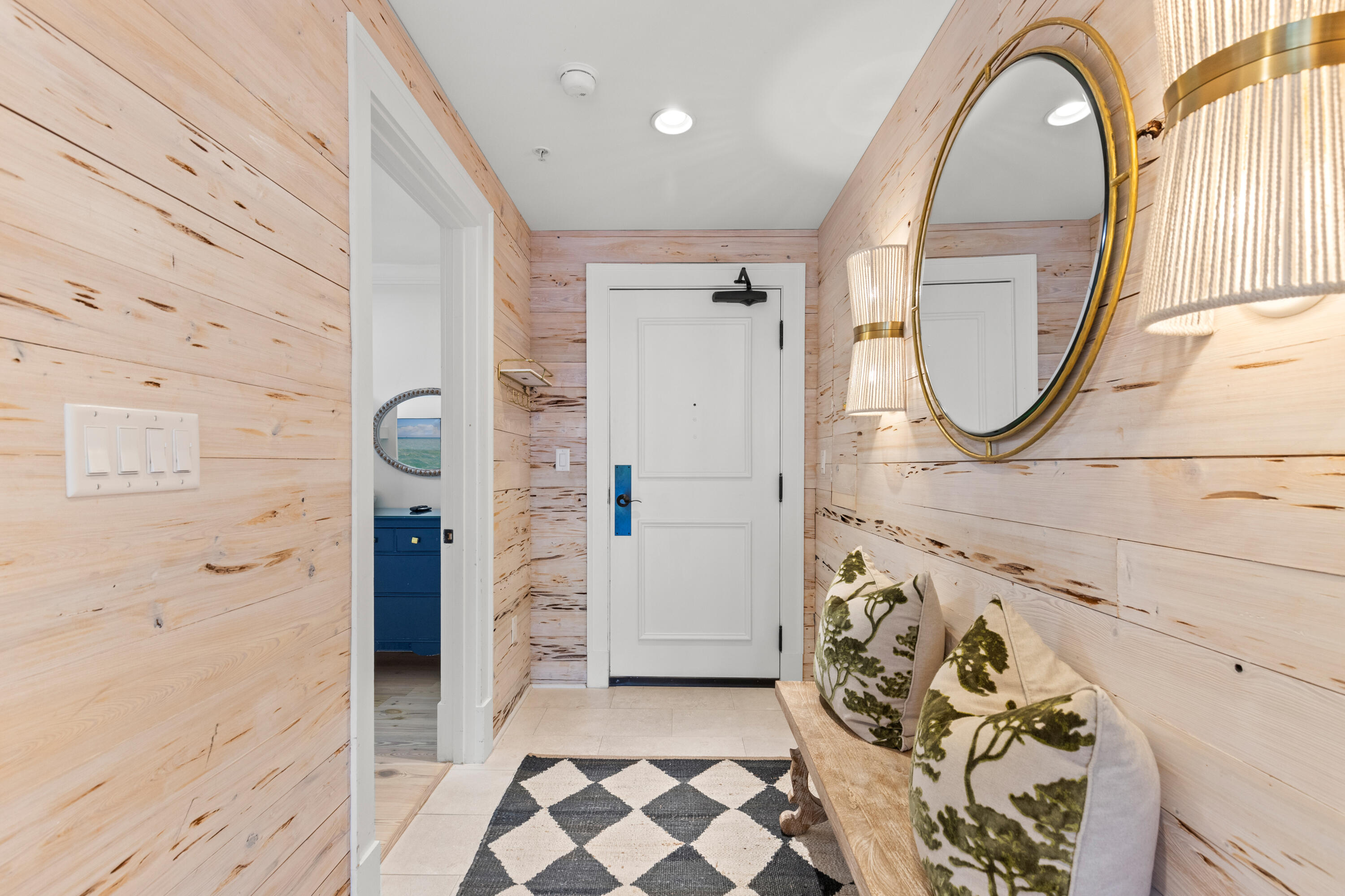 104 N Barrett Square, # 2B