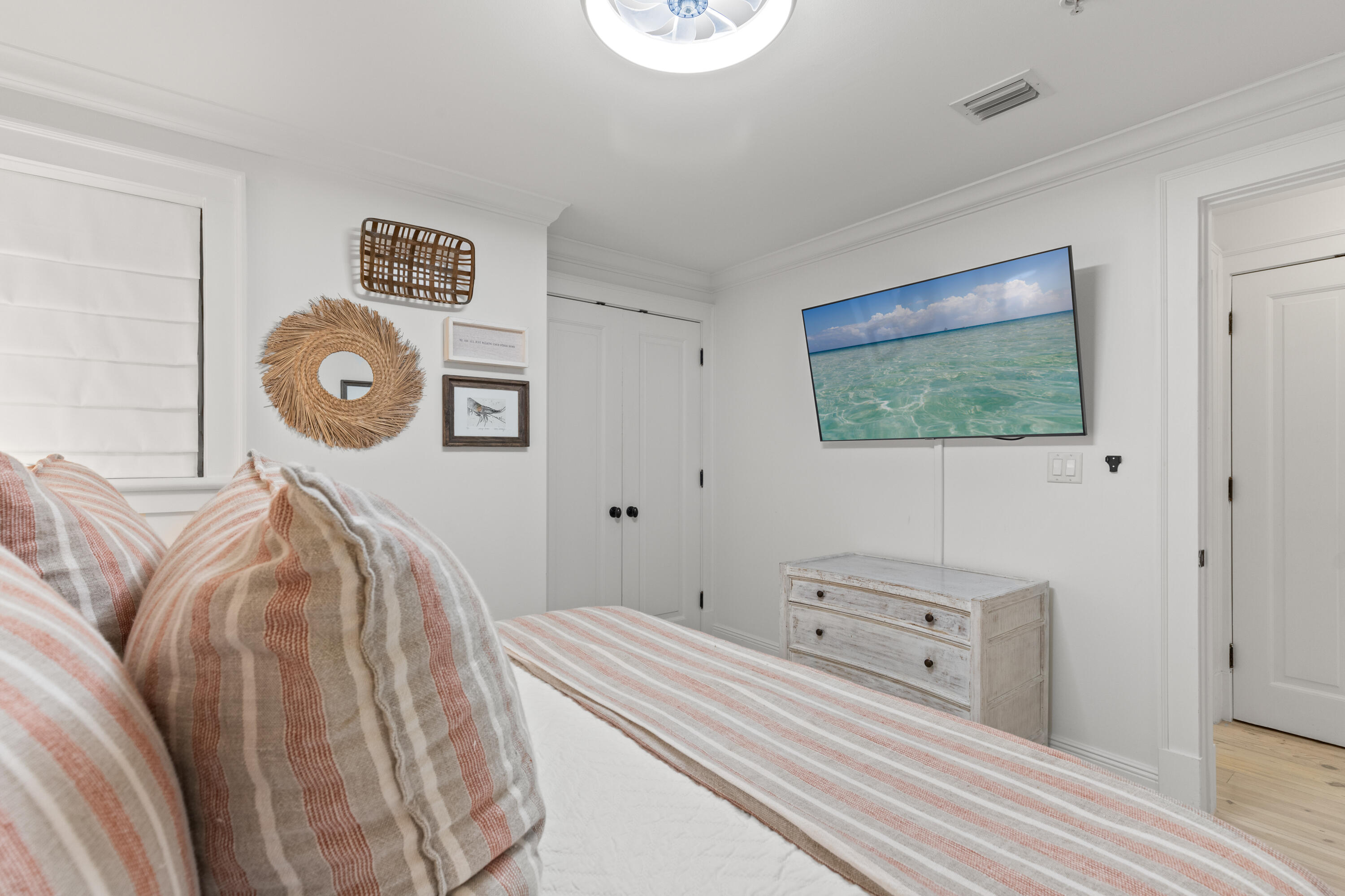 104 N Barrett Square, # 2B