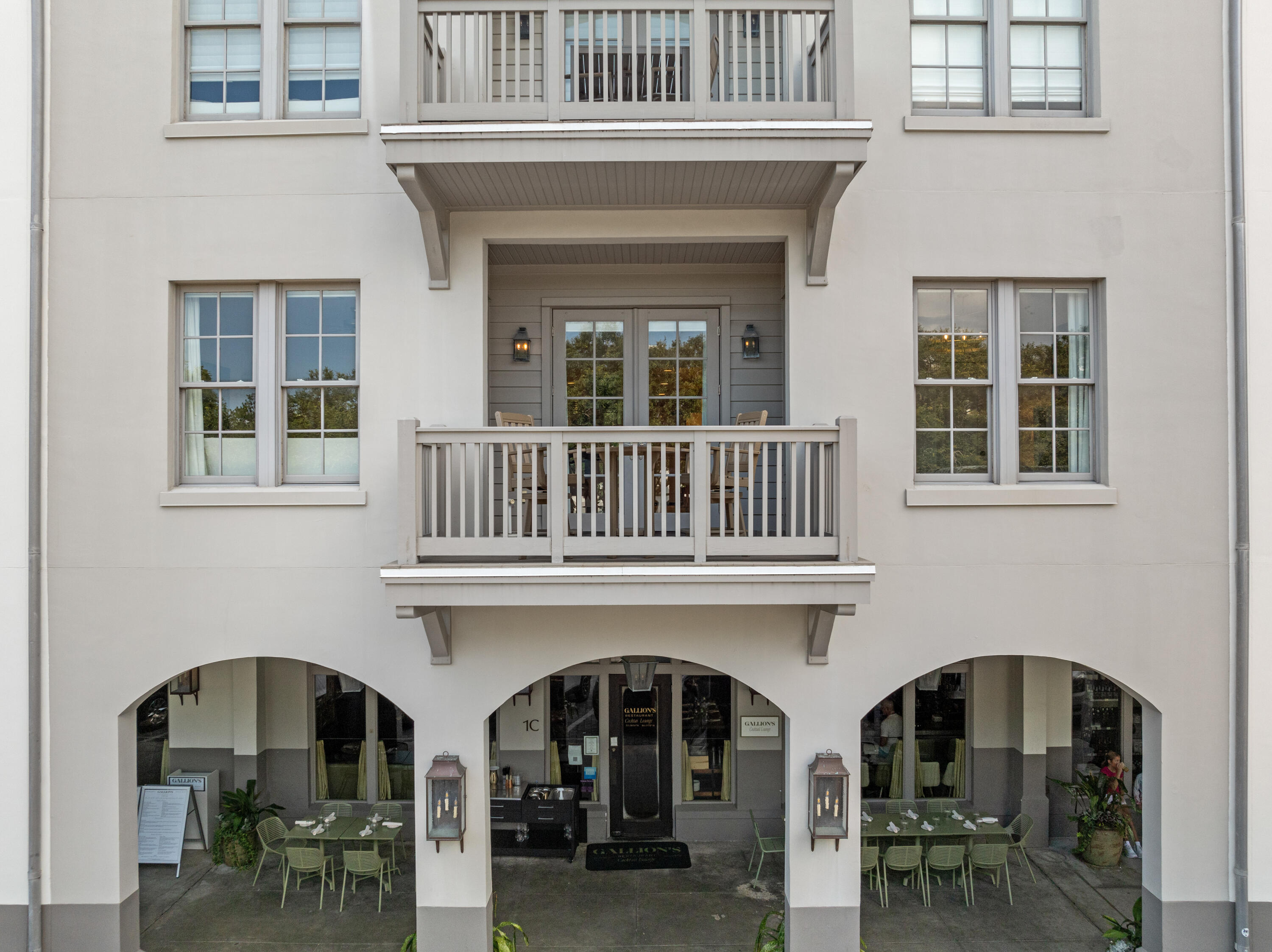 104 N Barrett Square, # 2B