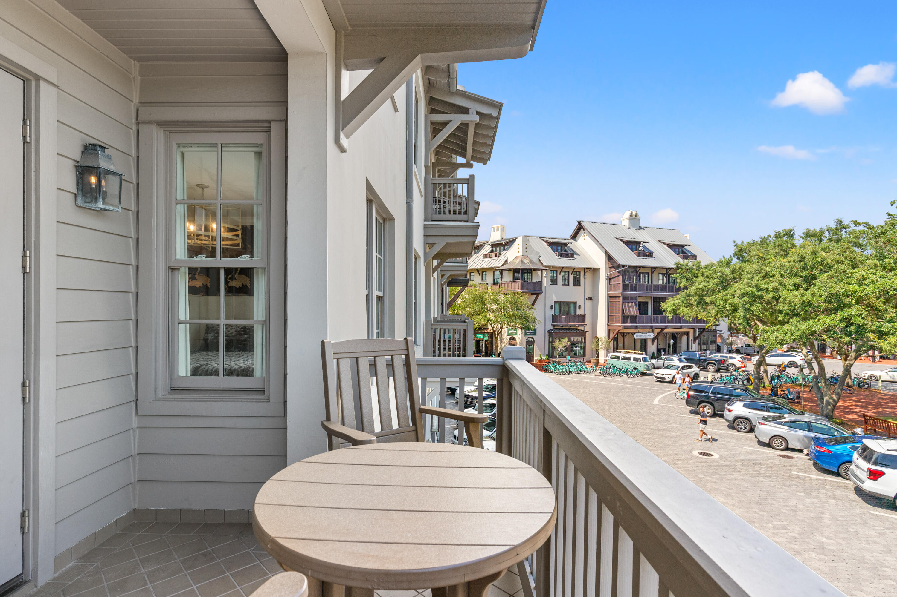 104 N Barrett Square, # 2B