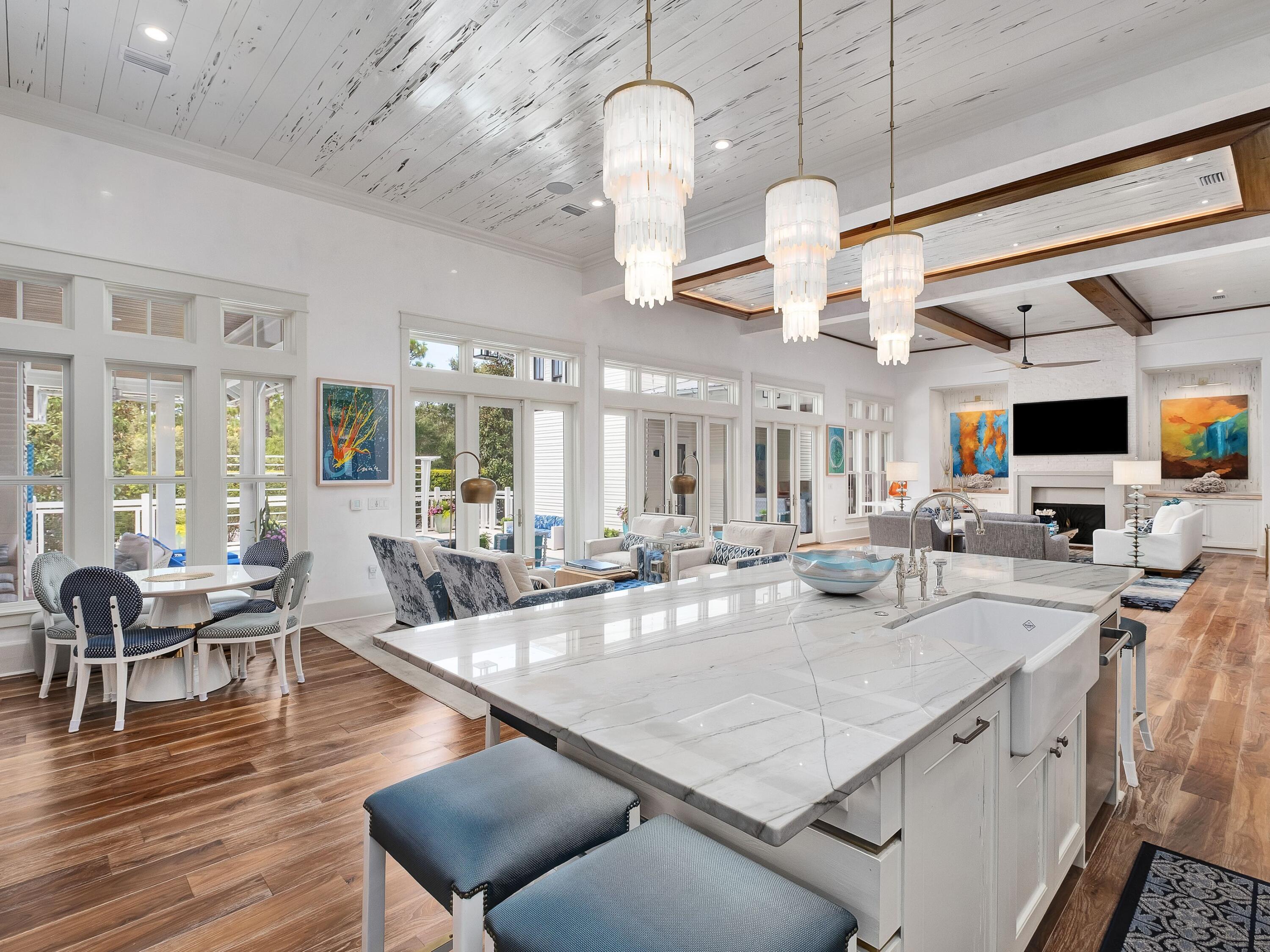 191 Sand Hill Circle