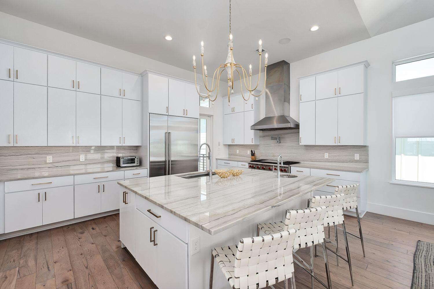 2657 E County Highway 30A