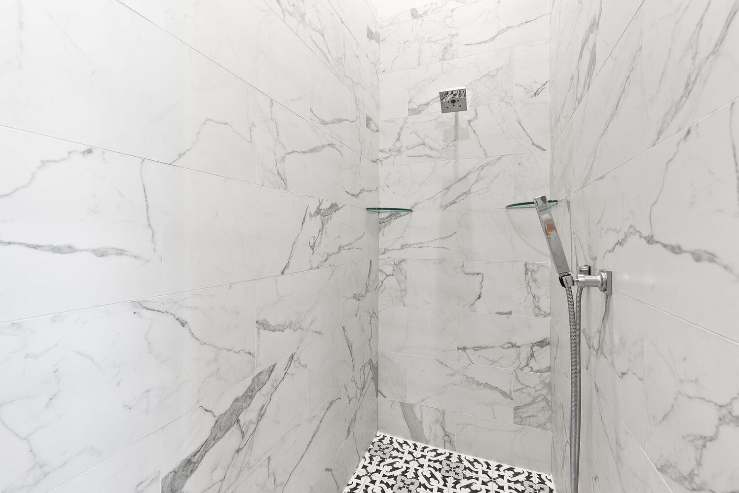 2657 E County Highway 30A