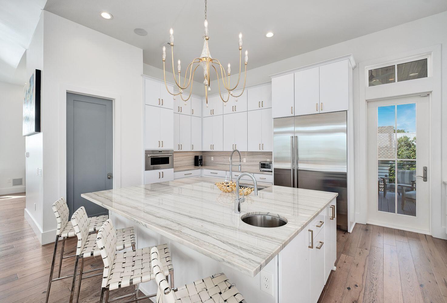 2657 E County Highway 30A