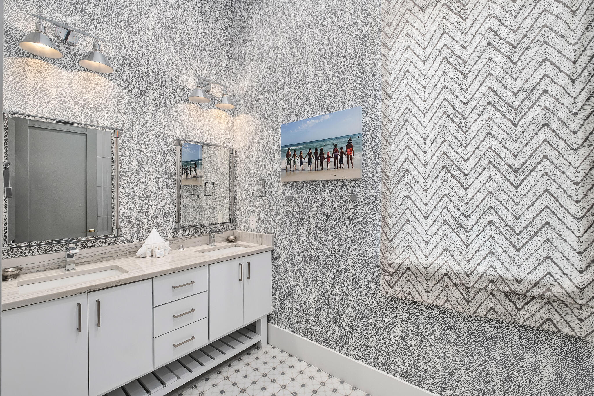 2657 E County Highway 30A