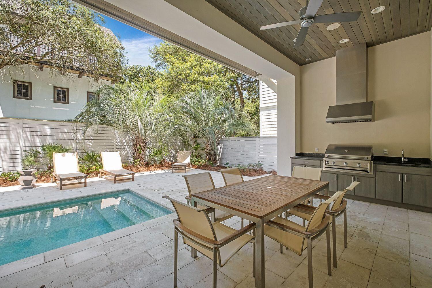 2657 E County Highway 30A