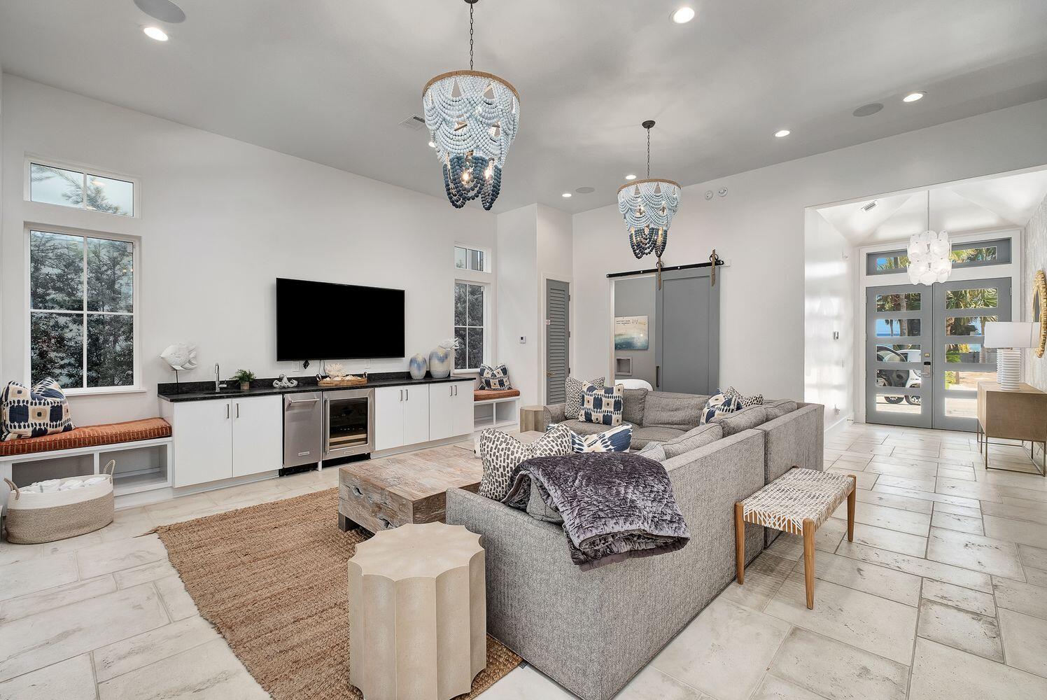 2657 E County Highway 30A