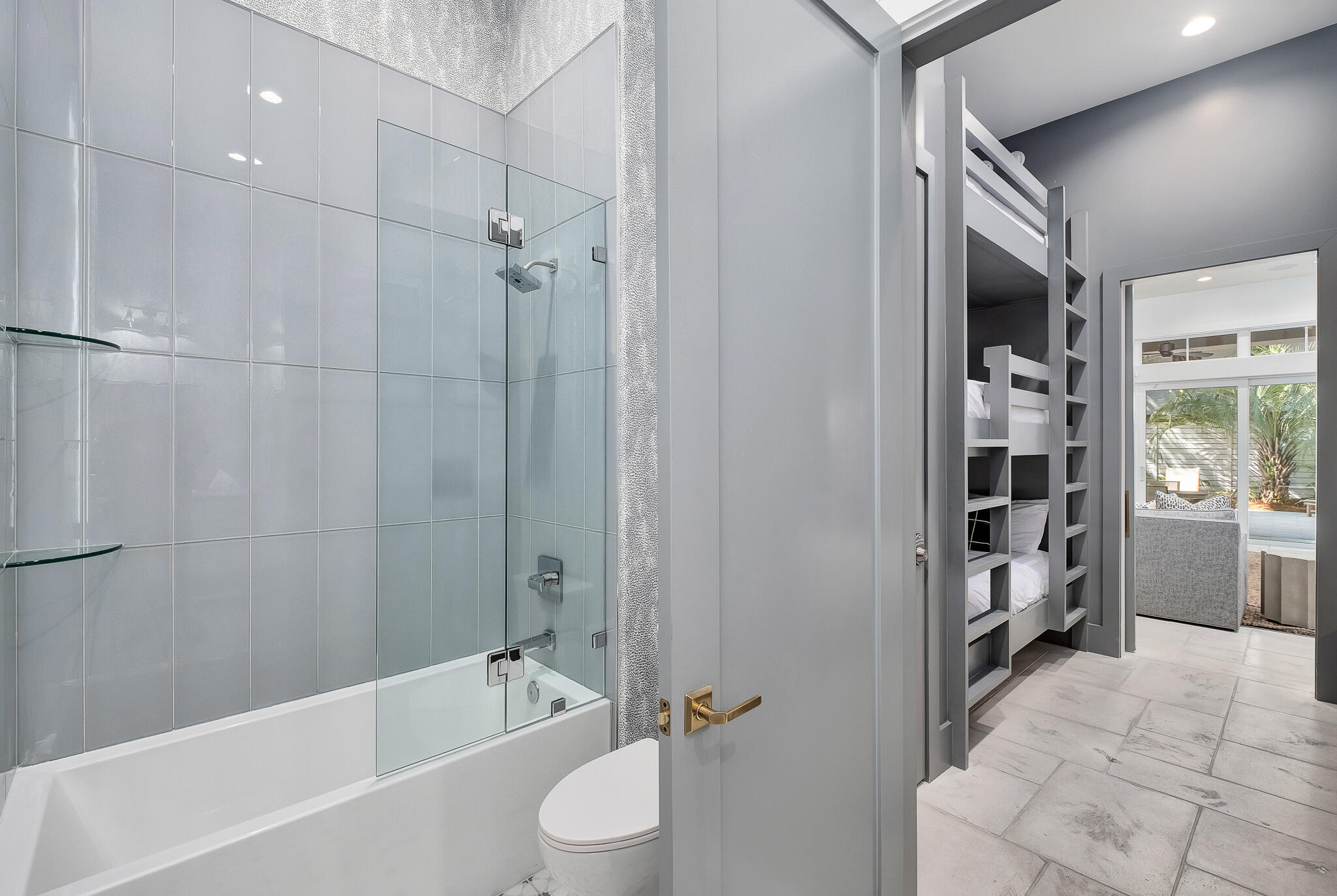 2657 E County Highway 30A