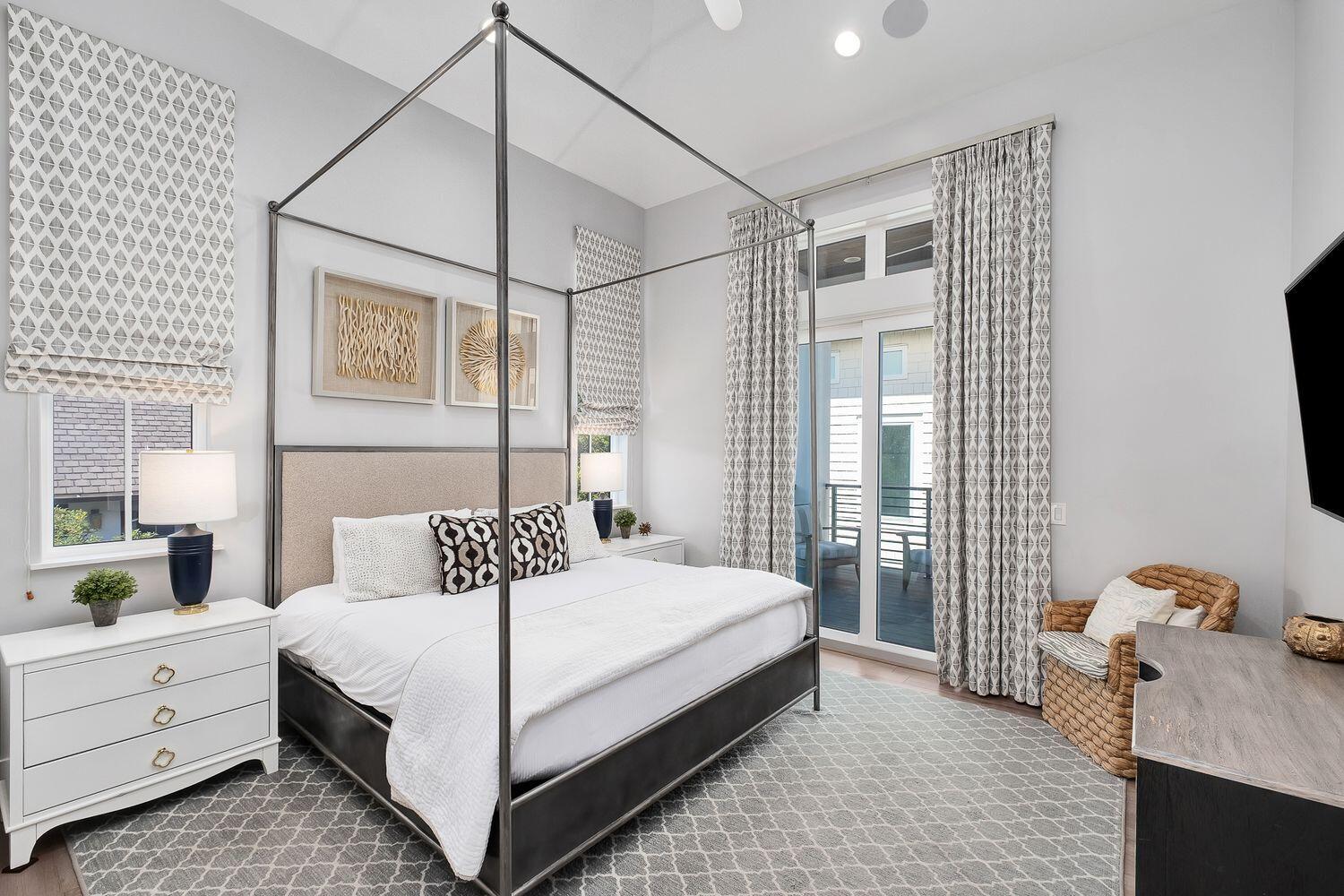 2657 E County Highway 30A