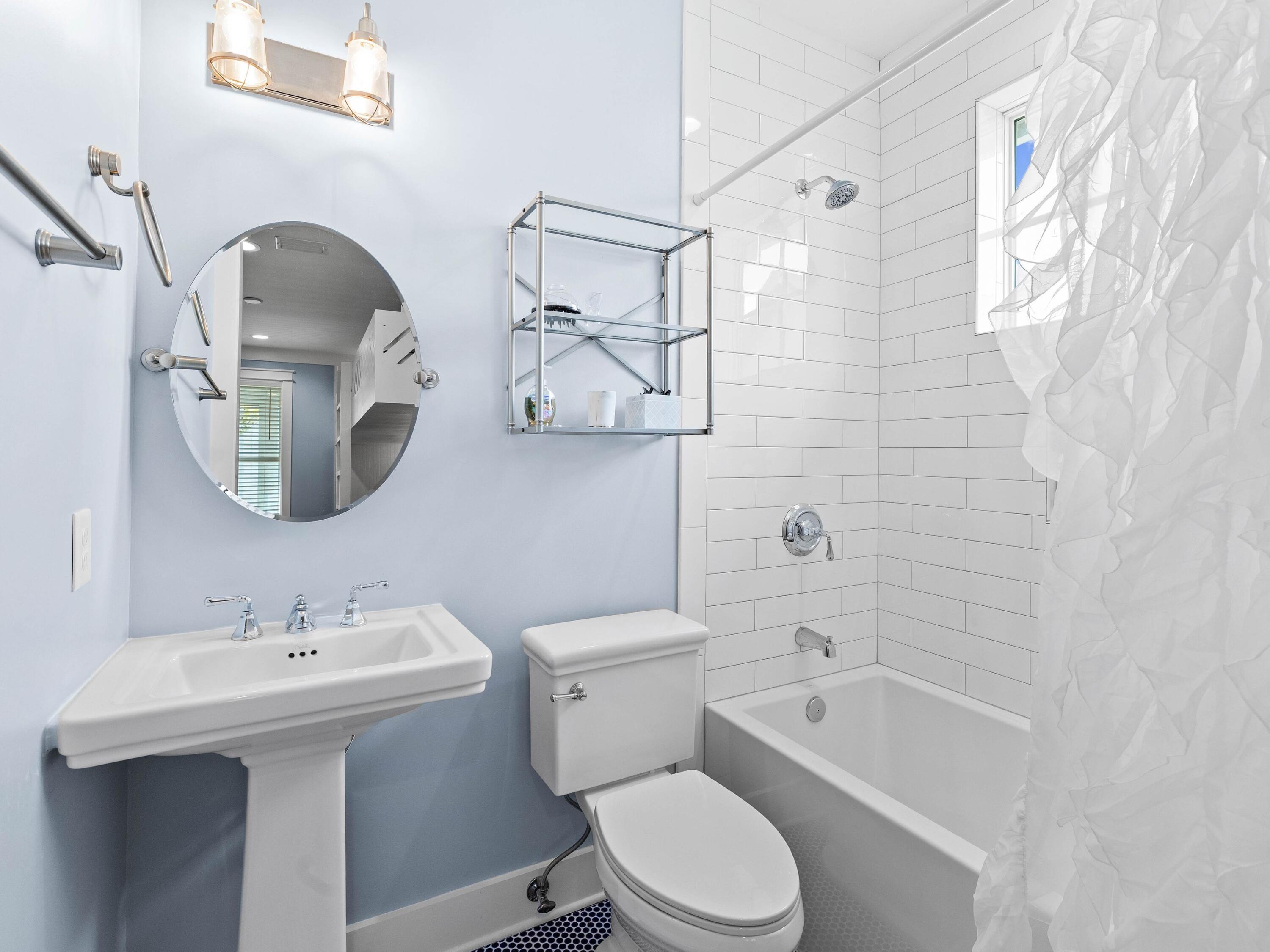 12 The Greenway Loop