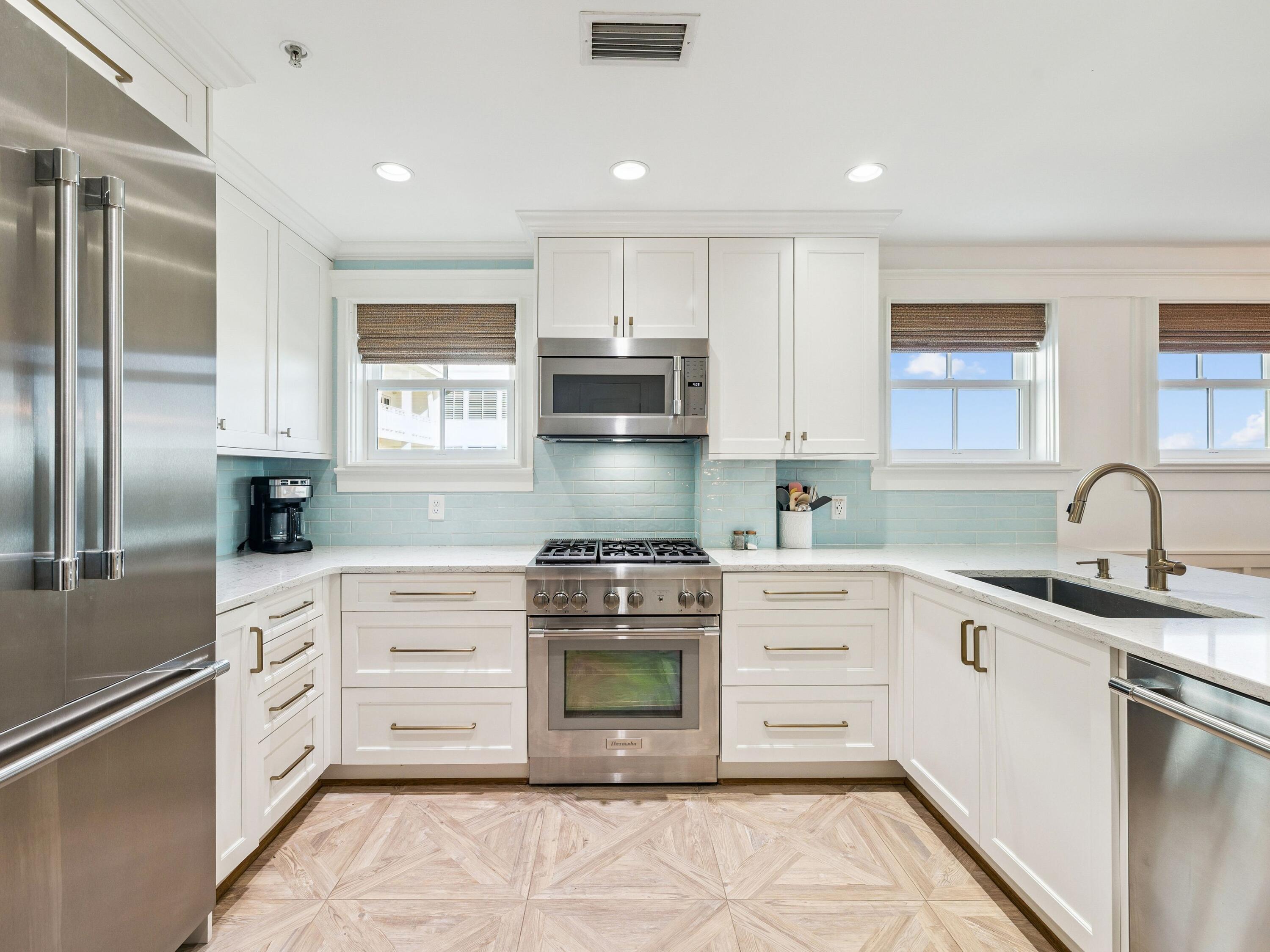 1848 E County Highway 30A, 2