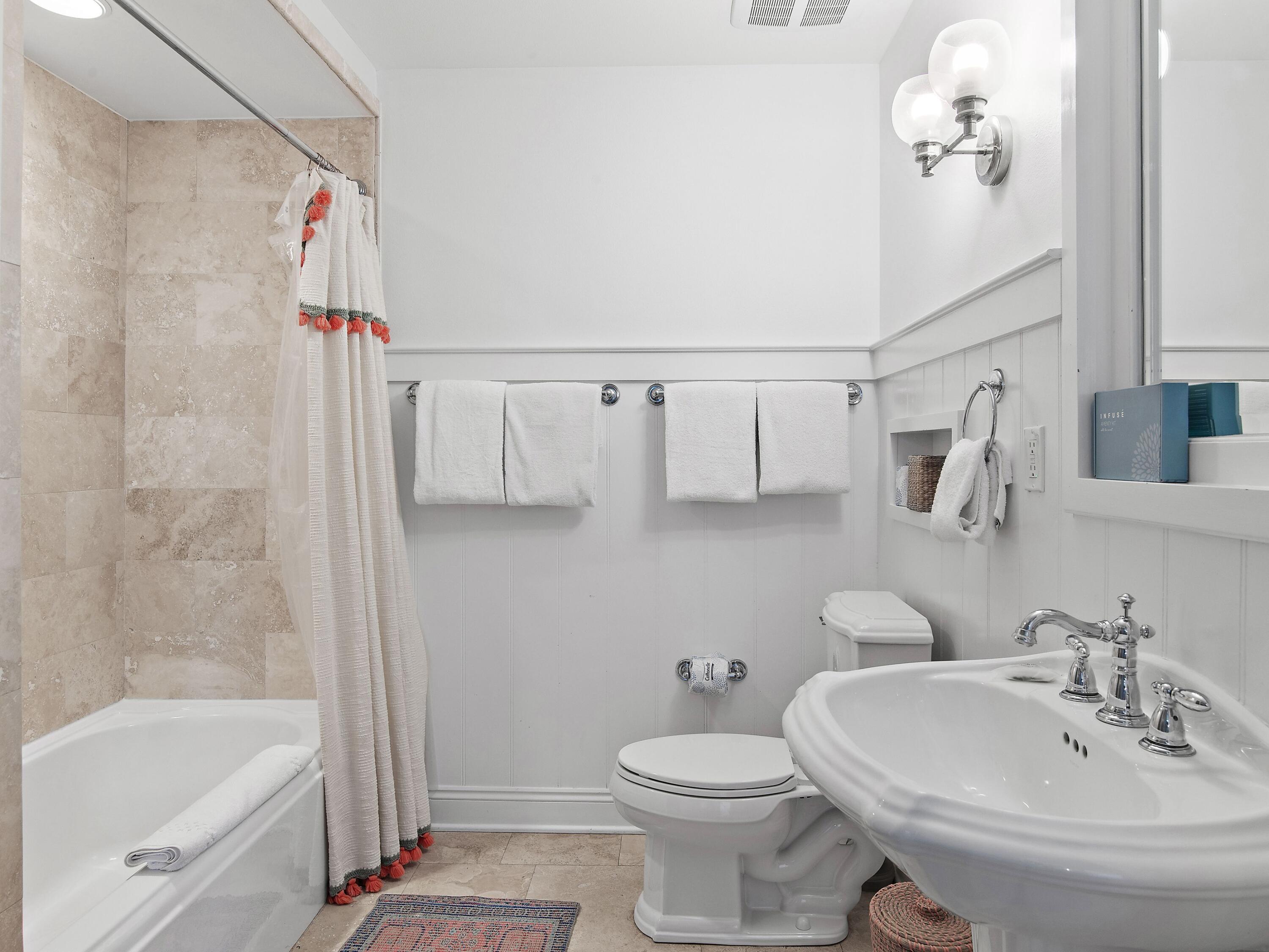 34 N Barrett Square 3D