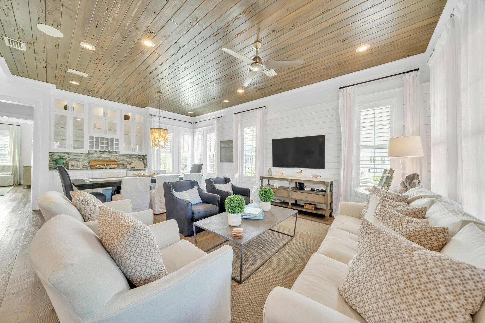 125 Sand Oaks Circle