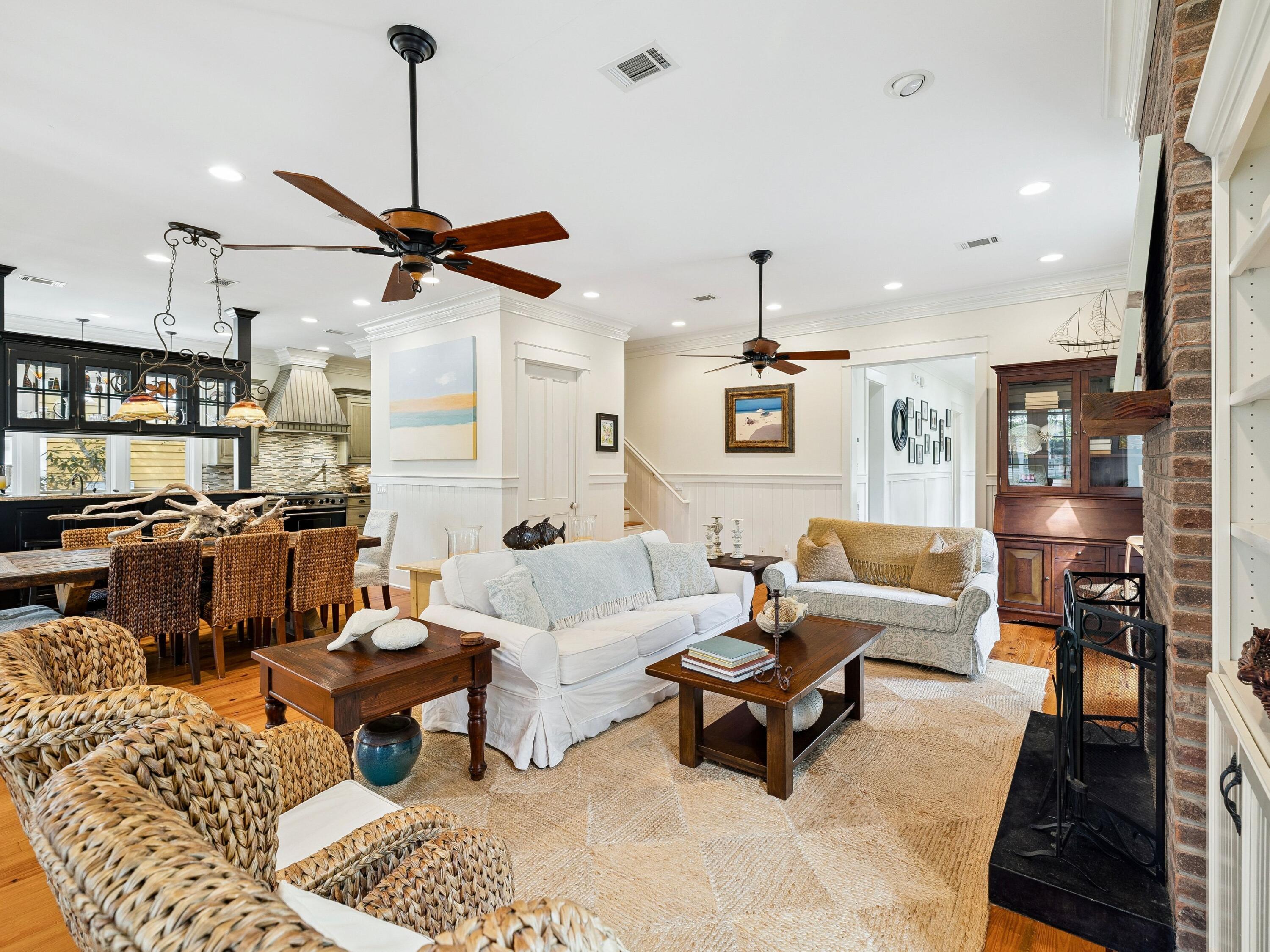 30 Tall Timber Court