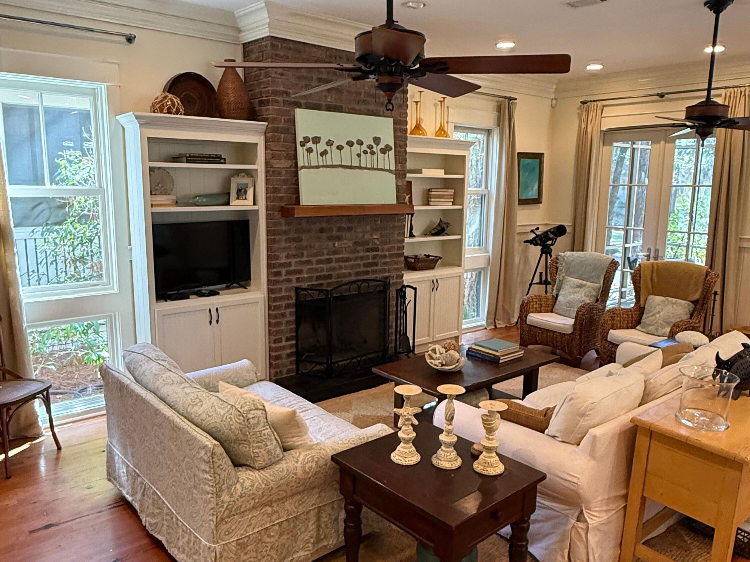 30 Tall Timber Court