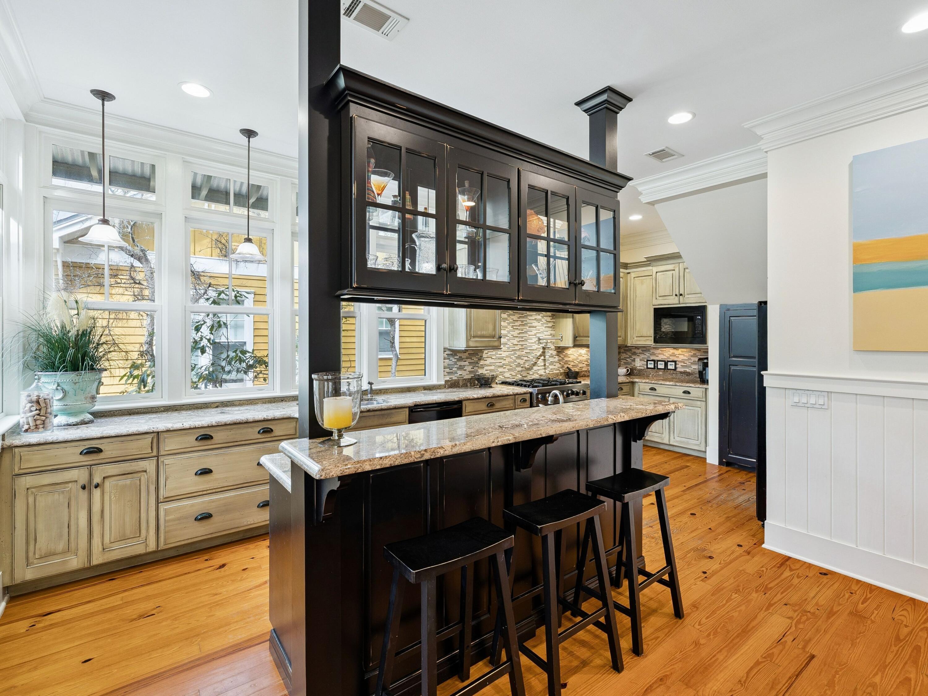 30 Tall Timber Court