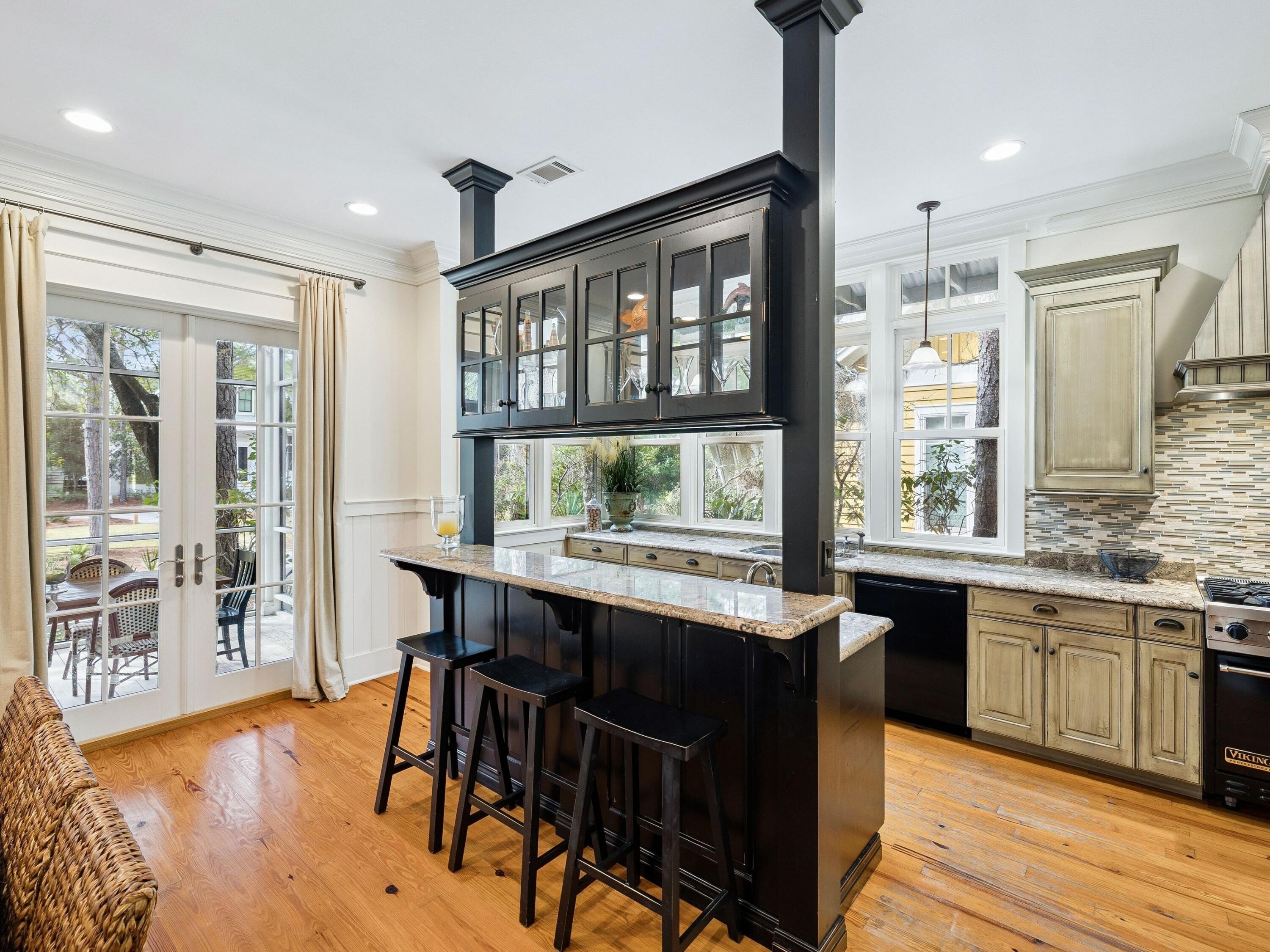 30 Tall Timber Court