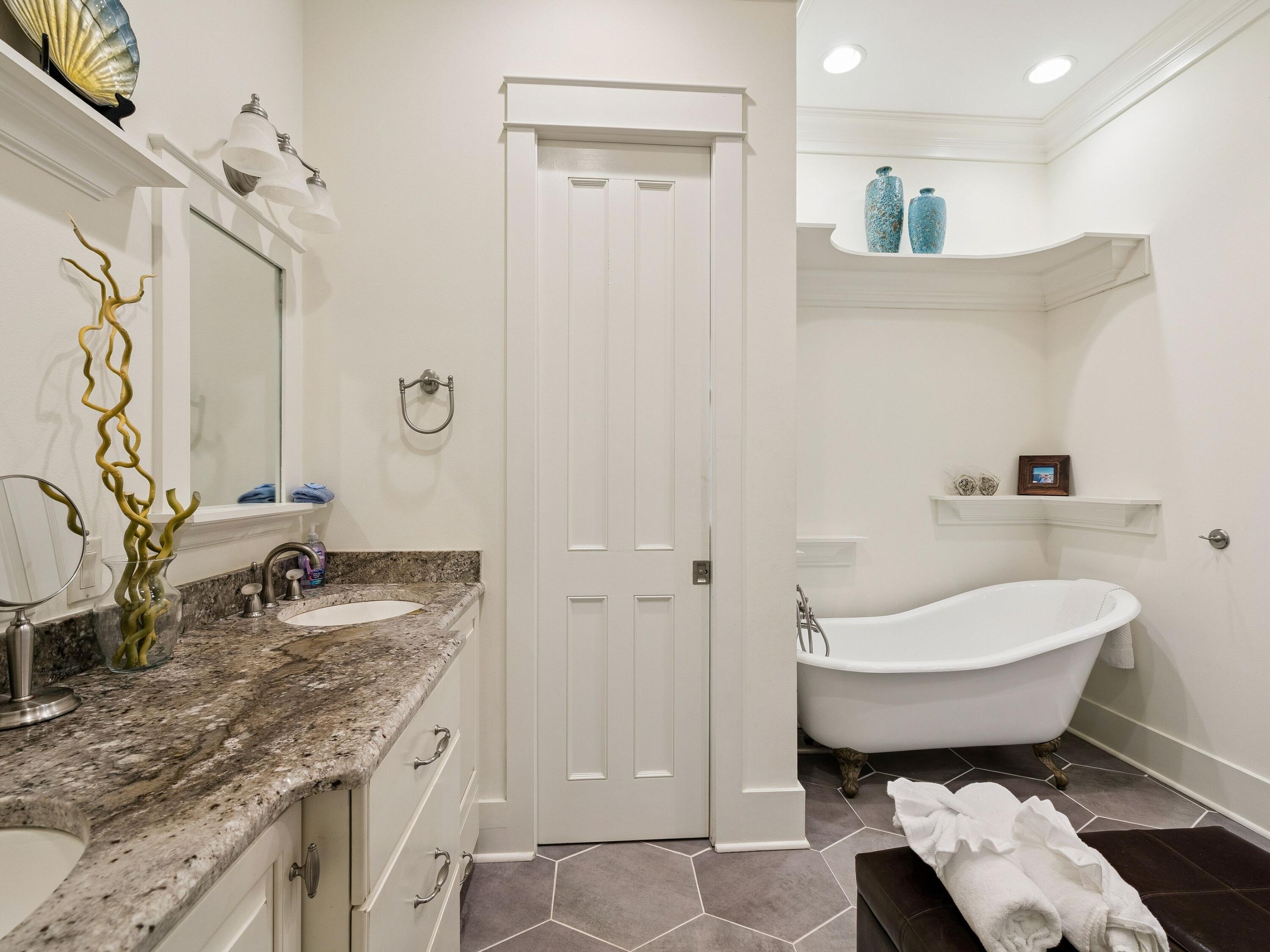 30 Tall Timber Court