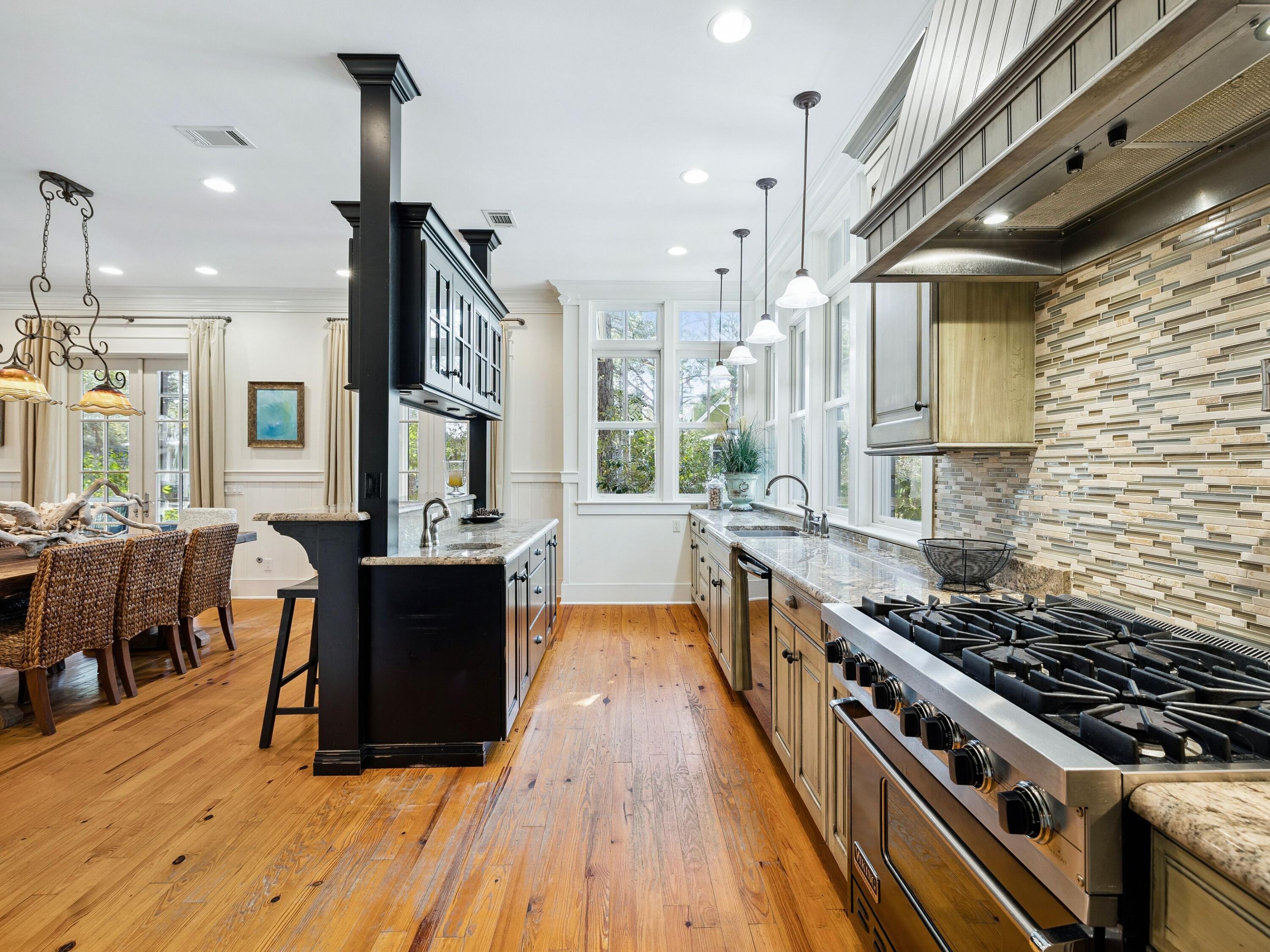 30 Tall Timber Court