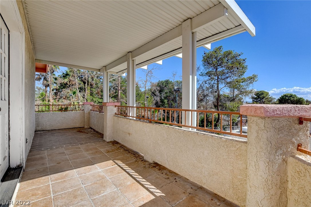 8325 West La Madre Way