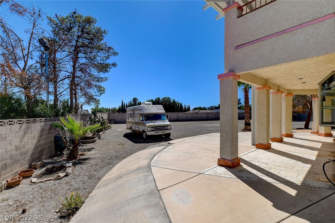 8325 West La Madre Way