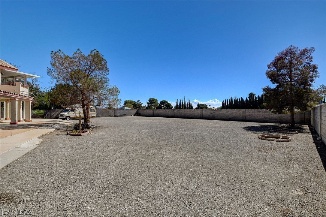 8325 West La Madre Way