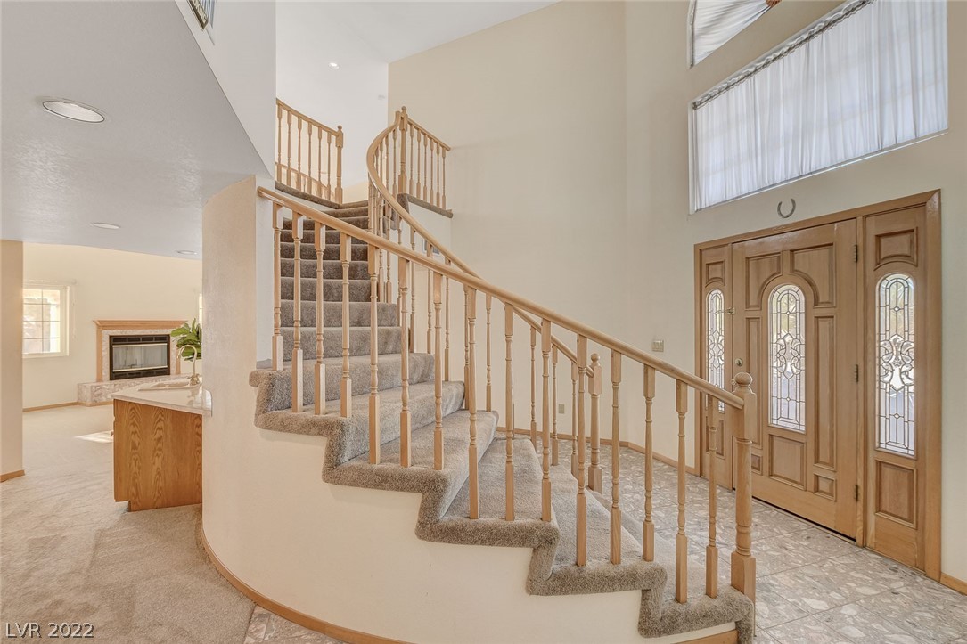 8325 West La Madre Way