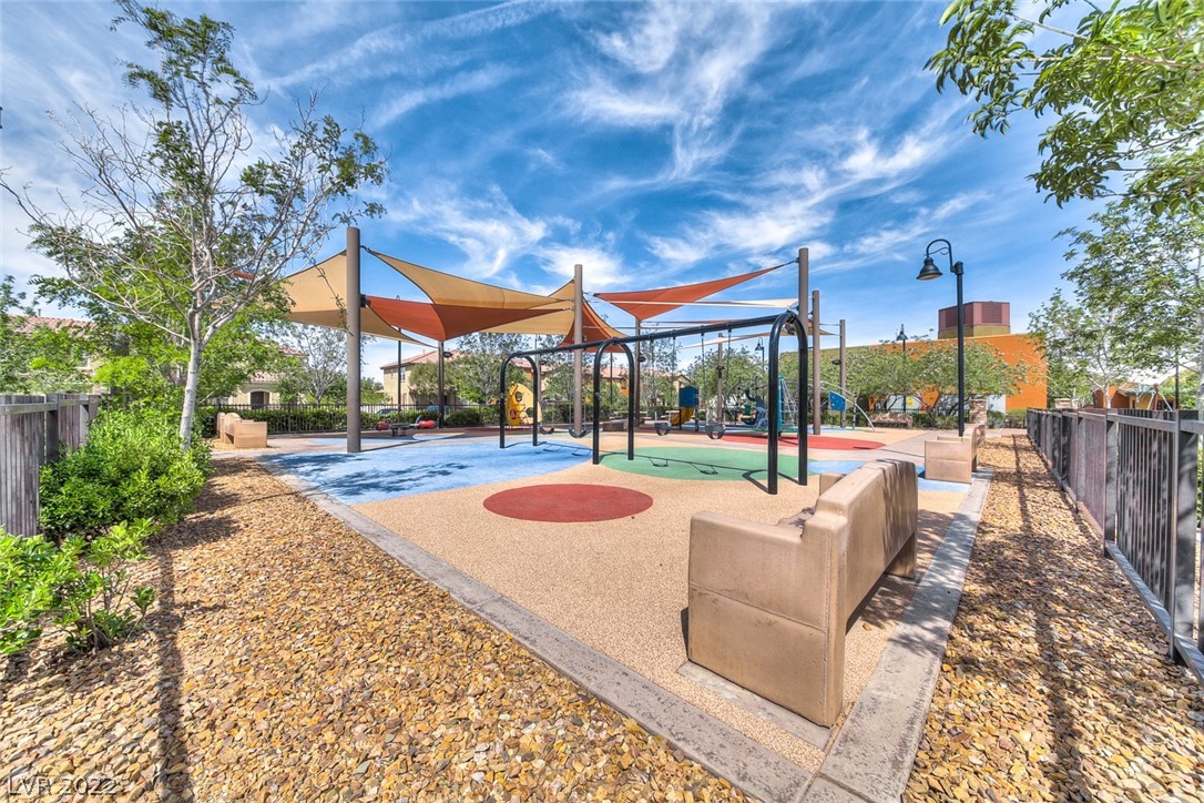 2491 Indigo Mountain Street