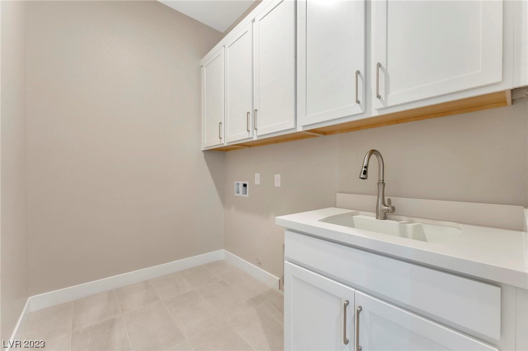 832 Stepney Place