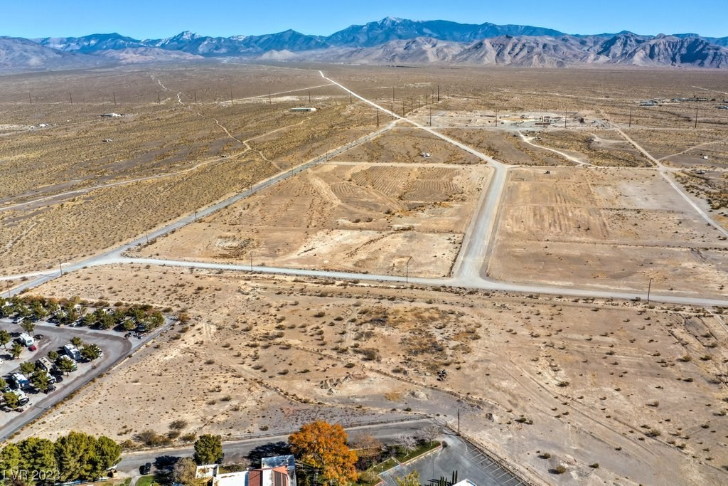 951 South Shoshone Drive