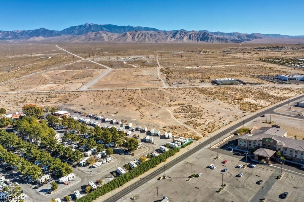 951 South Shoshone Drive