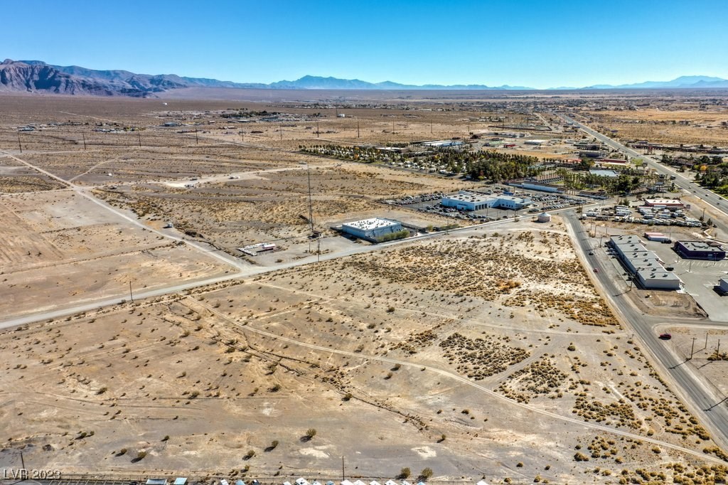 951 South Shoshone Drive