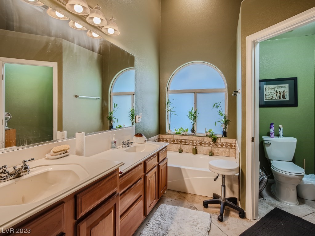 5921 Aqua Verde Street