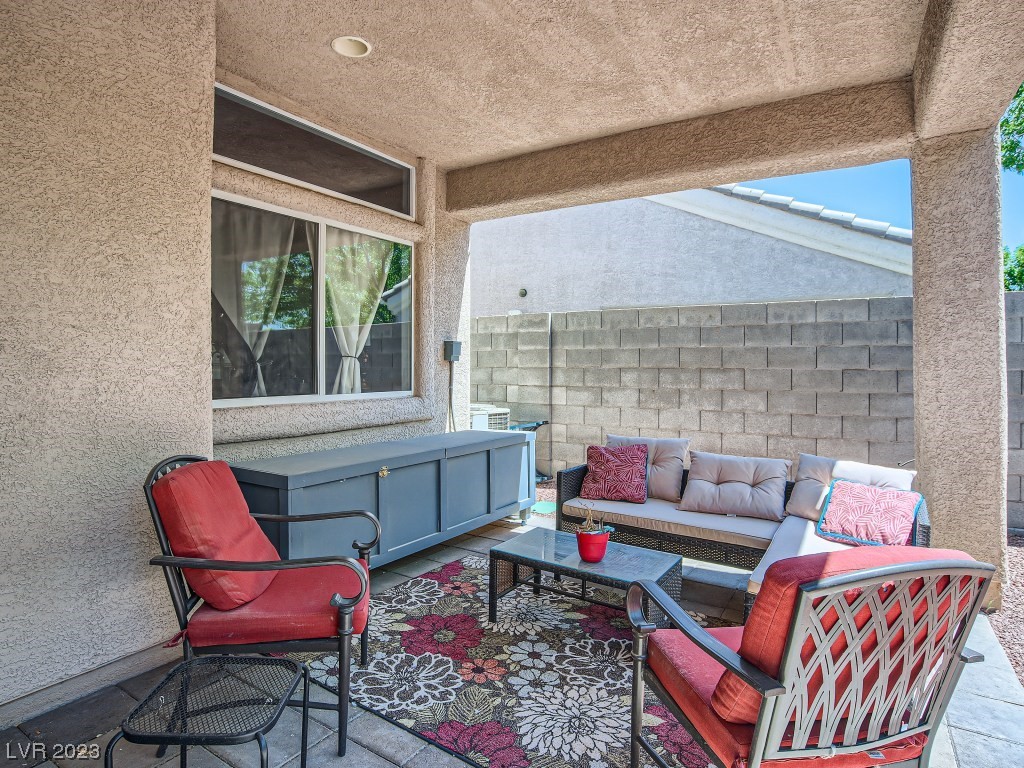 5921 Aqua Verde Street