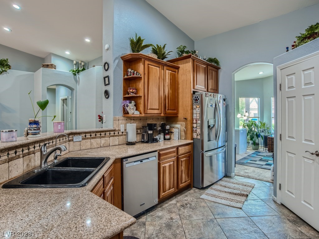 5921 Aqua Verde Street