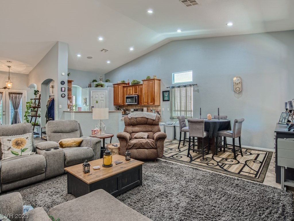 5921 Aqua Verde Street