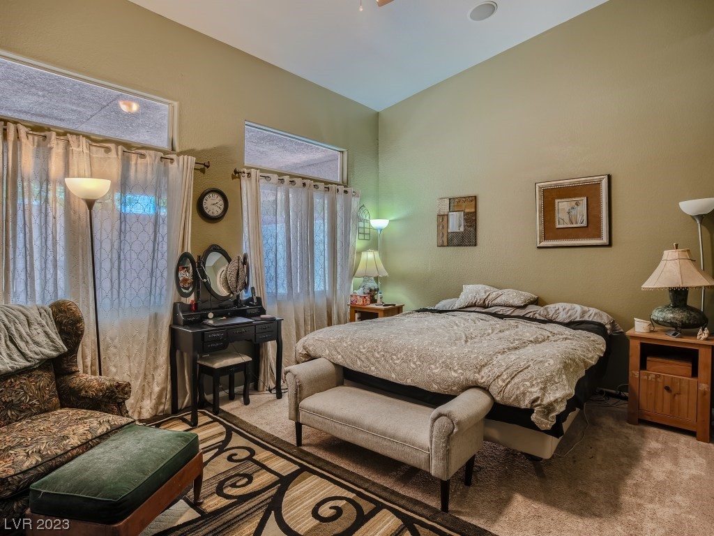 5921 Aqua Verde Street