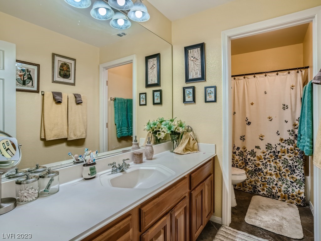 5921 Aqua Verde Street