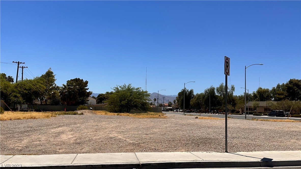 Tonopah & Vegas Dr