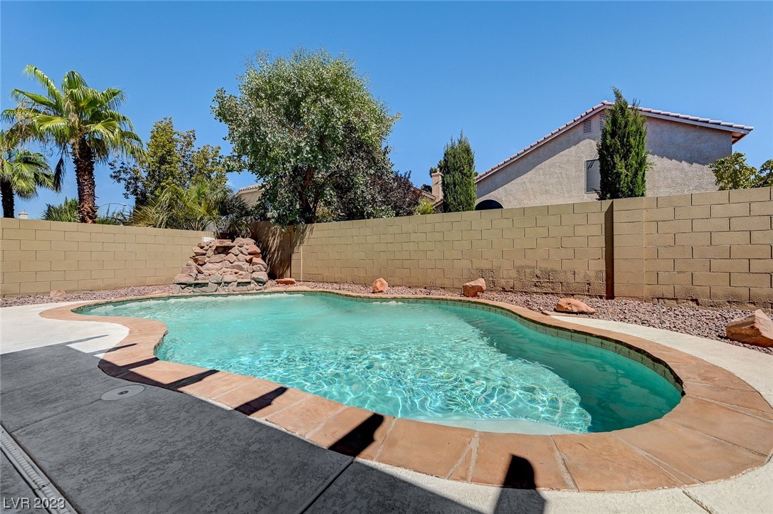 432 Staghorn Pass Avenue